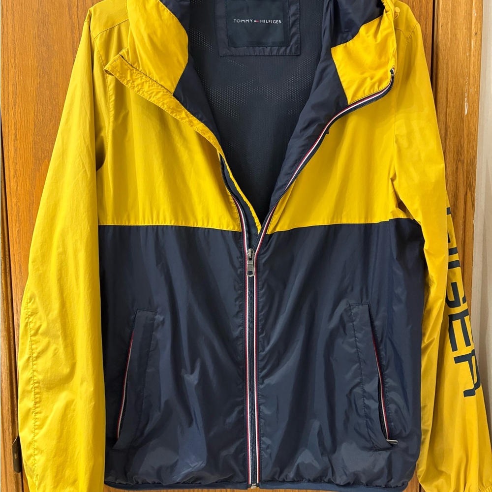 Tommy Hilfiger Men's Navy and Yellow Windbreaker